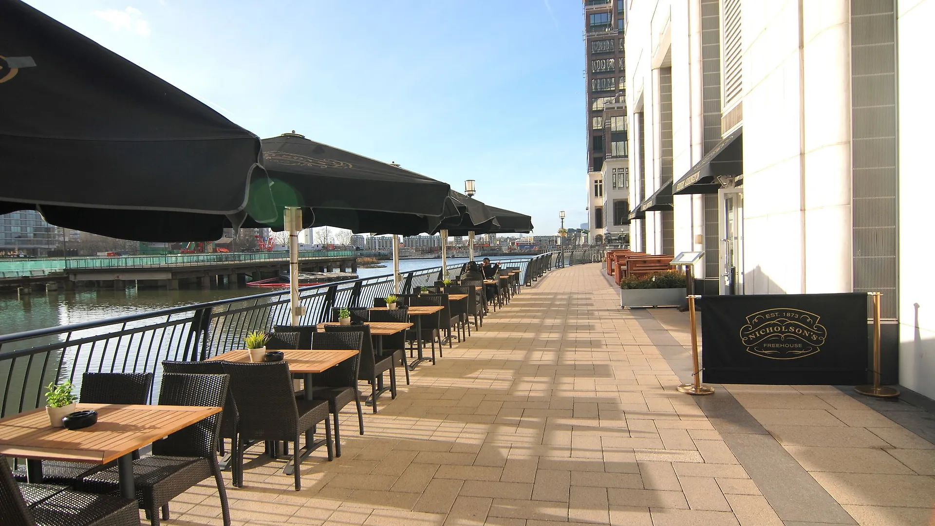 Apartment Wharf - Discovery Dock East London