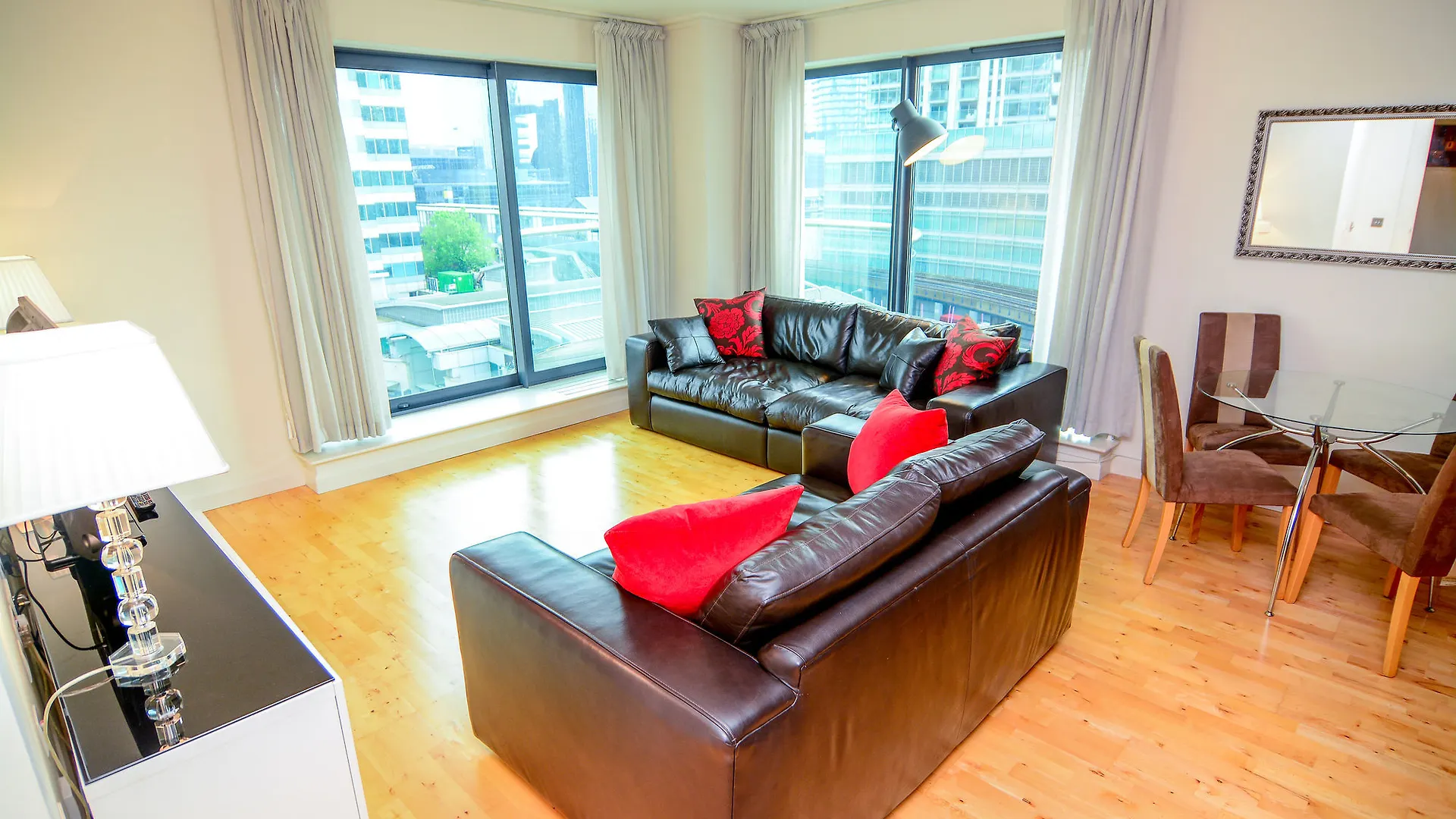 Apartment Wharf - Discovery Dock East London United Kingdom